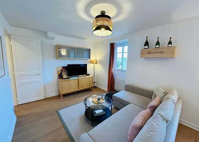 Le Millesime Carnot Cathedrale דירה